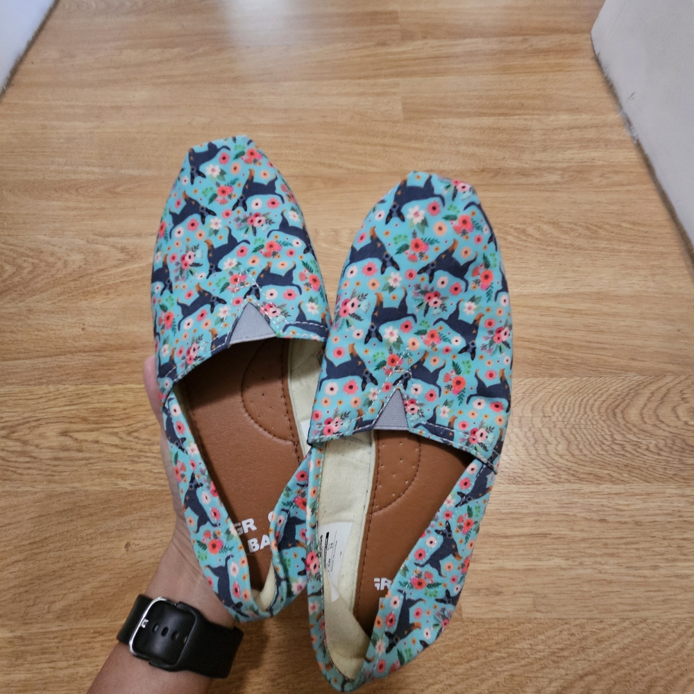 Groove Floral Canvas Slip-On Loafers